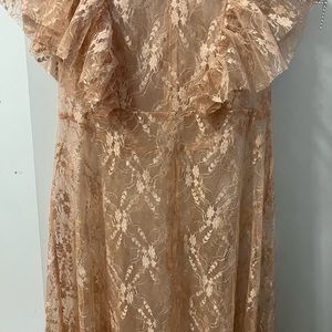 Size large dresses, I sue 2 or 3 times when I was pregnant